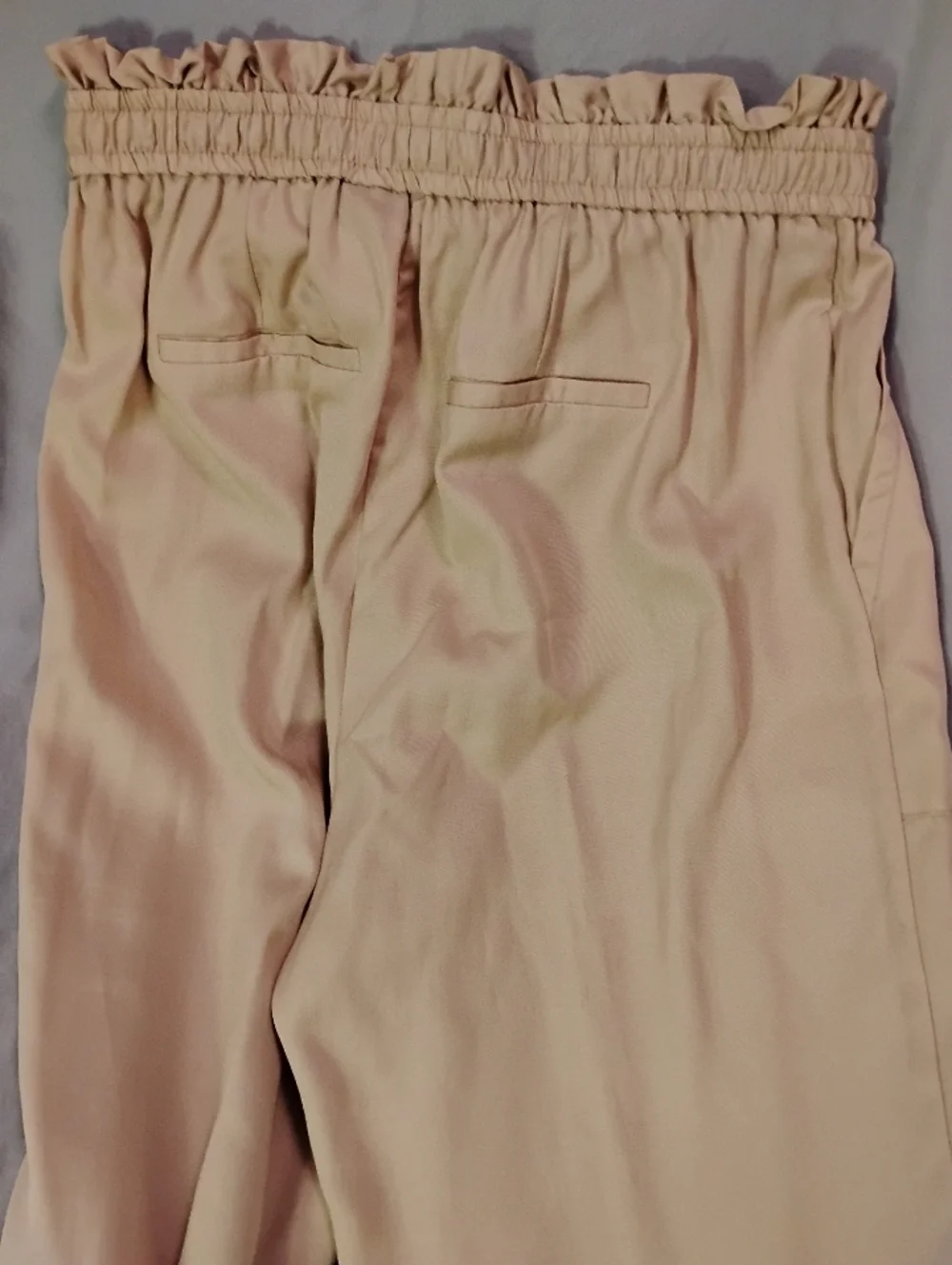 Garnet Hill Paperbag Adjustable Waist Tan Beige Lightweight Pants. Size M - Picture 12 of 14